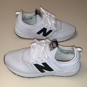 Men’s New Balance 247 “Classic White and Black” Size 8.5